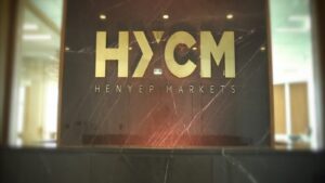 HYCM 2023業績は、収益が前年より減少したものの、利益は大幅に増加しました。会社の戦略的変更について詳しくご紹介します。