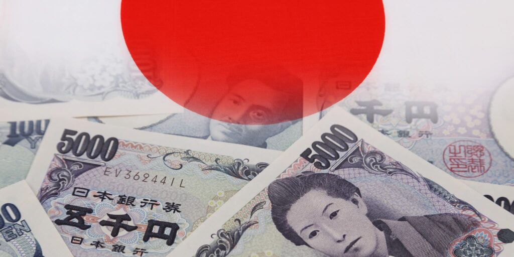 最新の日本のインフレデータと米国経済の動向が、なぜ円相場を上昇させているのかを解説します。日銀金融政策とアジア通貨の影響にも言及。